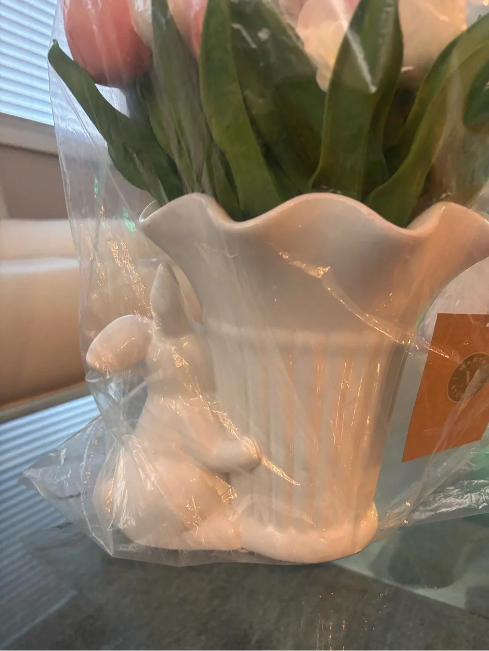 Martha Stewart White Rabbit Ceramic Vase w/“real touch” Pink + White tulips🌷